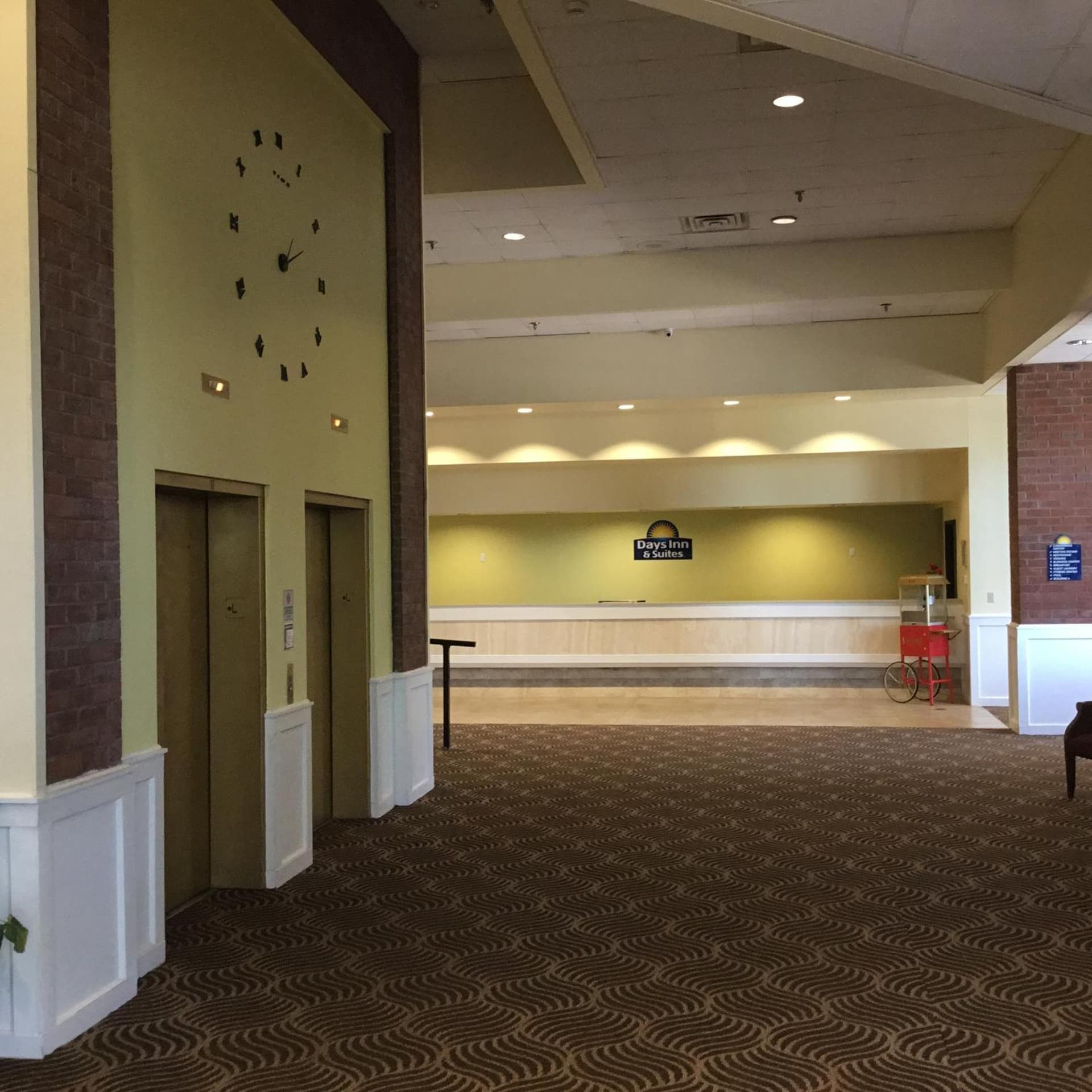 Days Inn & Suites by Wyndham Tallahassee Conf Center I-10 gallery photo in Tallahassee, FL — image 28