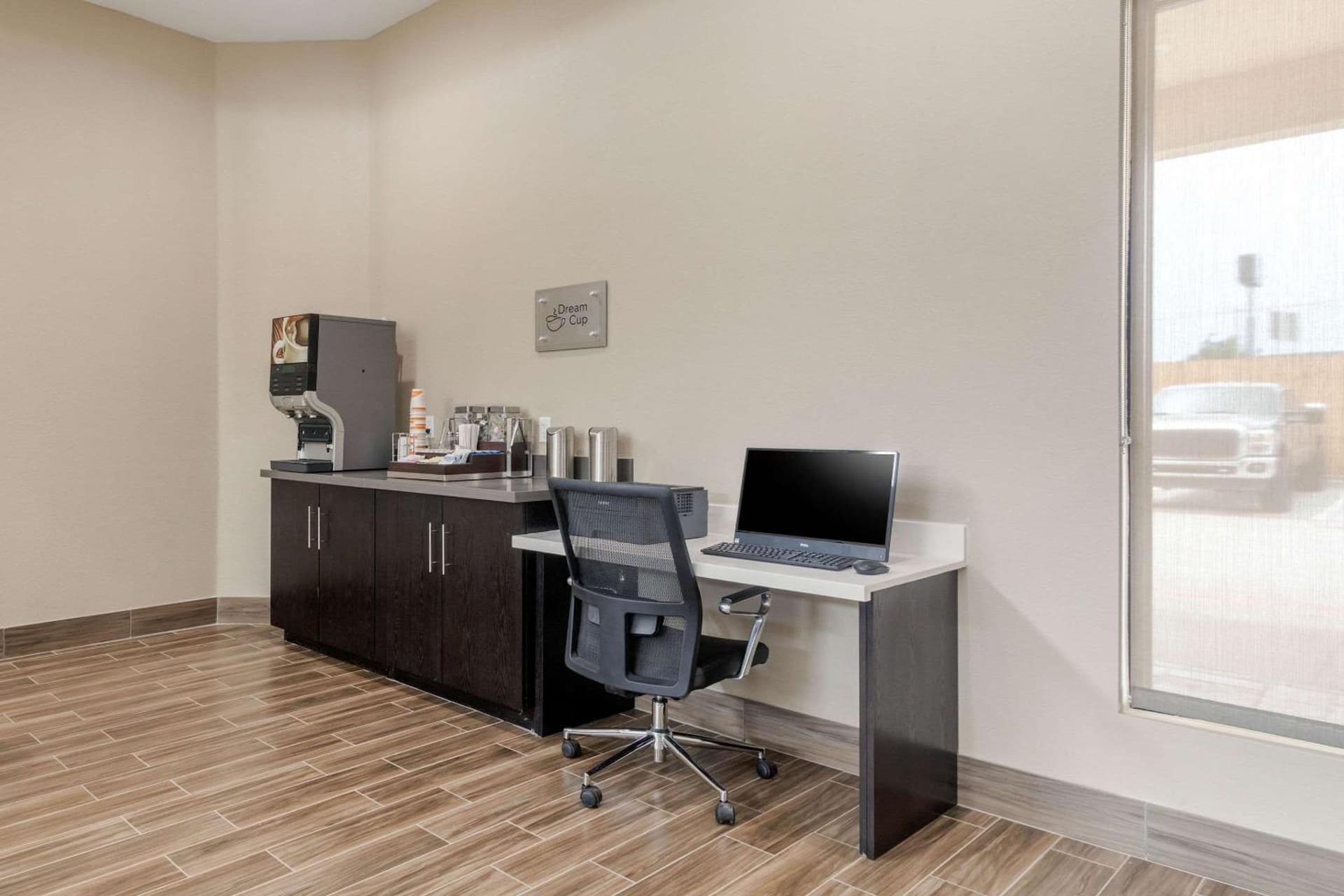 MainStay Suites Bricktown - near Medical Center interior in Oklahoma City, OK — gallery photo 2