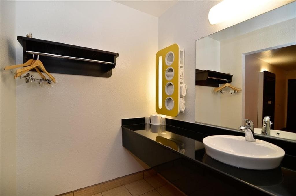 Motel 6-Fairfield, CA - Napa Valley gallery photo in Fairfield, CA — image 16