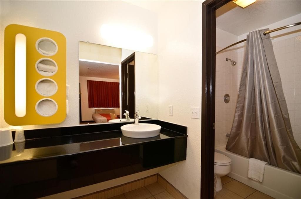 Motel 6-Fairfield, CA - Napa Valley gallery photo in Fairfield, CA — image 17