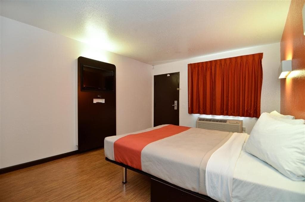 Motel 6-Fairfield, CA - Napa Valley gallery photo in Fairfield, CA — image 36