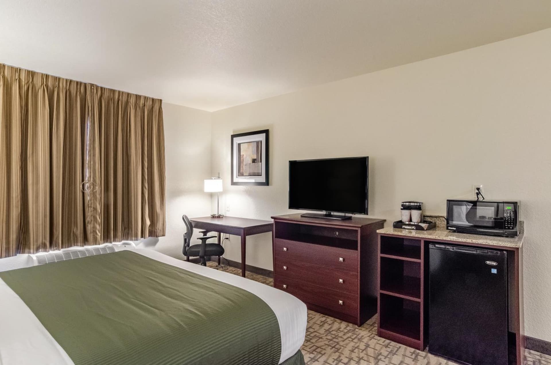 Cobblestone Inn & Suites - Bridgeport property views in Bridgeport, NE — gallery photo 3