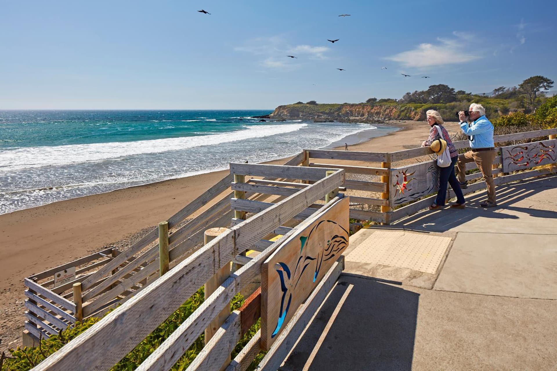 Cavalier Oceanfront Resort property views in San Simeon, CA — gallery photo 3