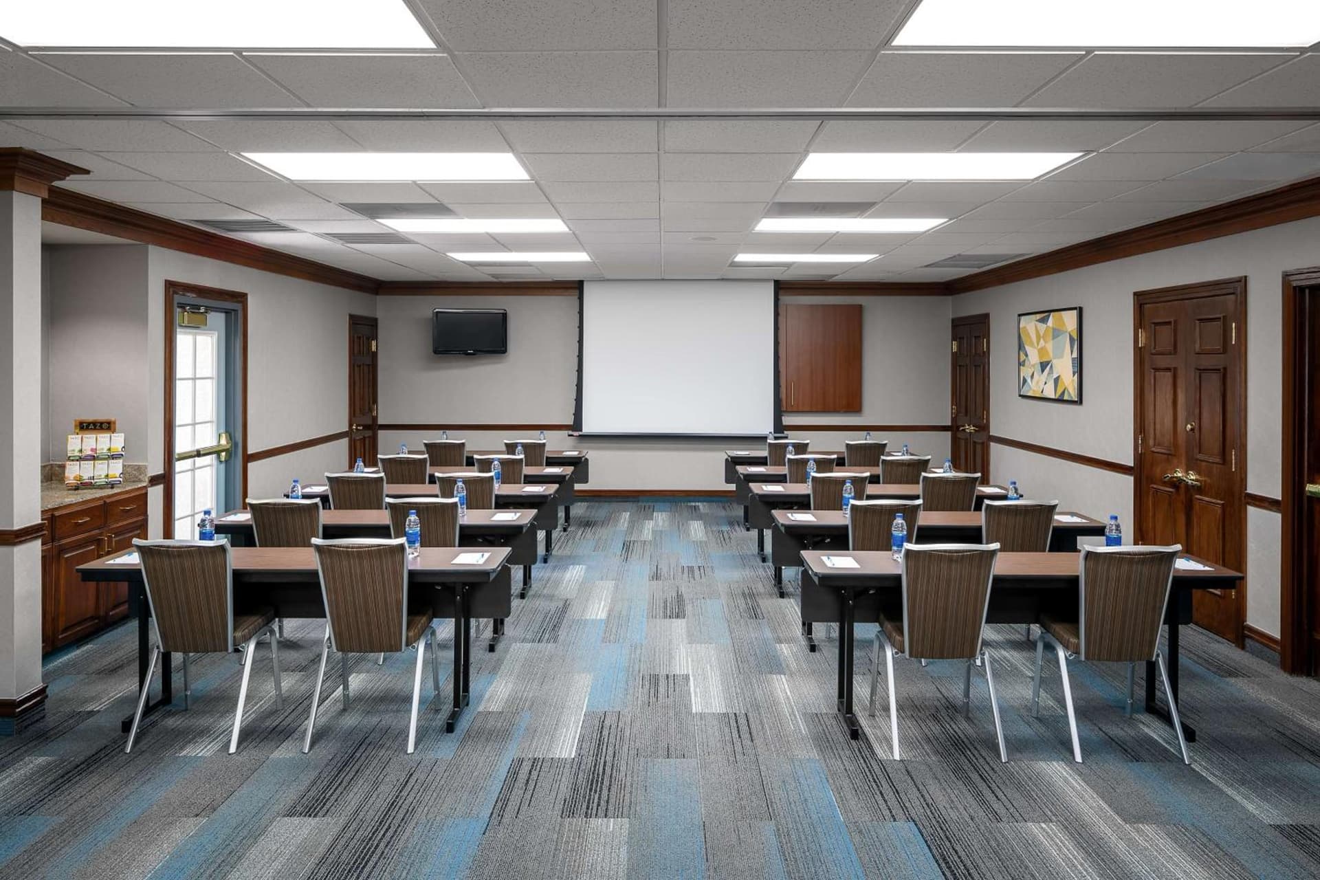 Hyatt House Scottsdale Old Town gallery photo in Scottsdale, AZ — image 44
