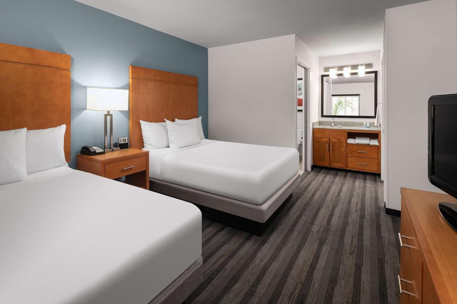 Hyatt House Scottsdale Old Town interior in Scottsdale, AZ — gallery photo 2