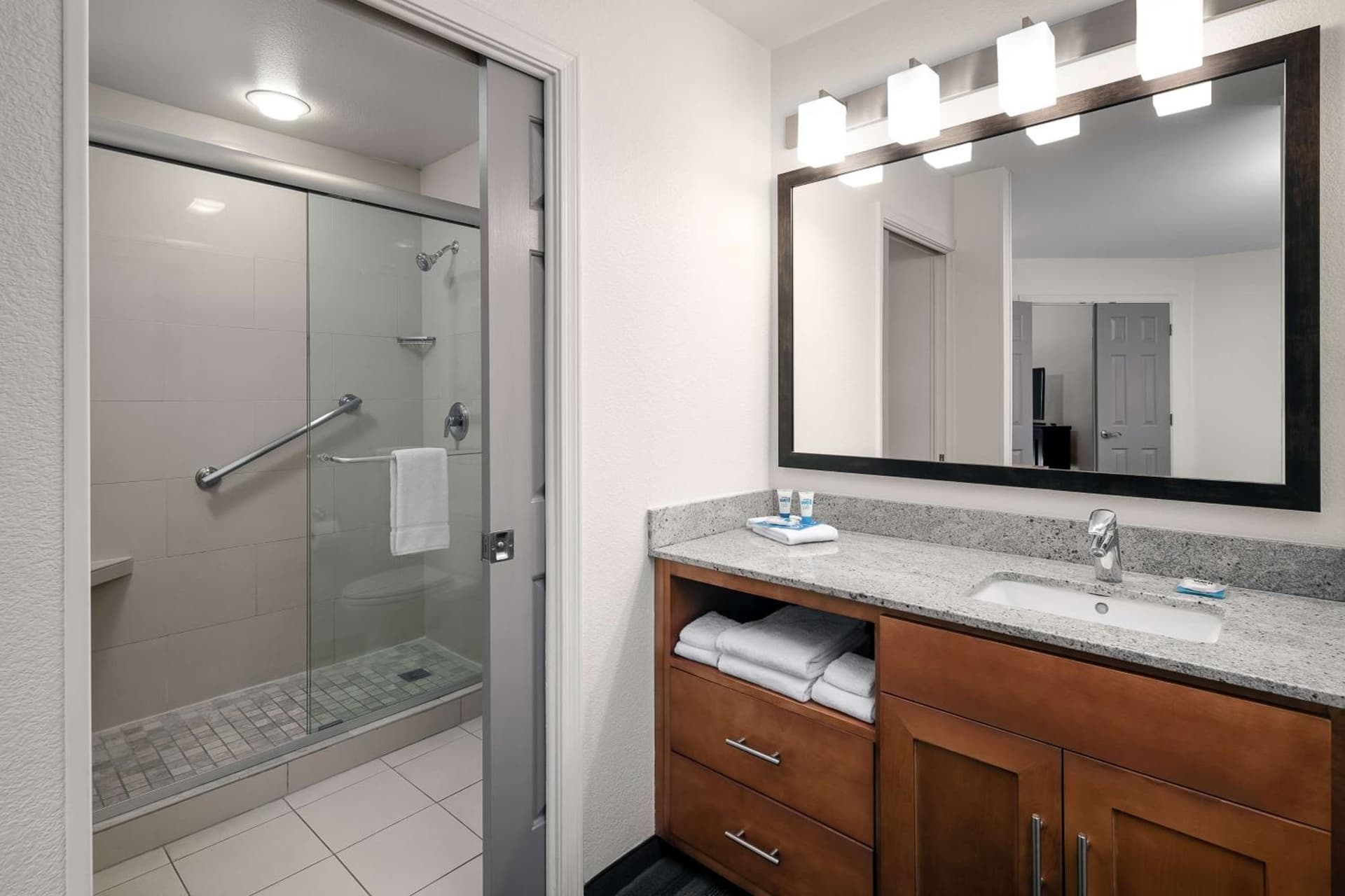 Hyatt House Scottsdale Old Town gallery photo in Scottsdale, AZ — image 55