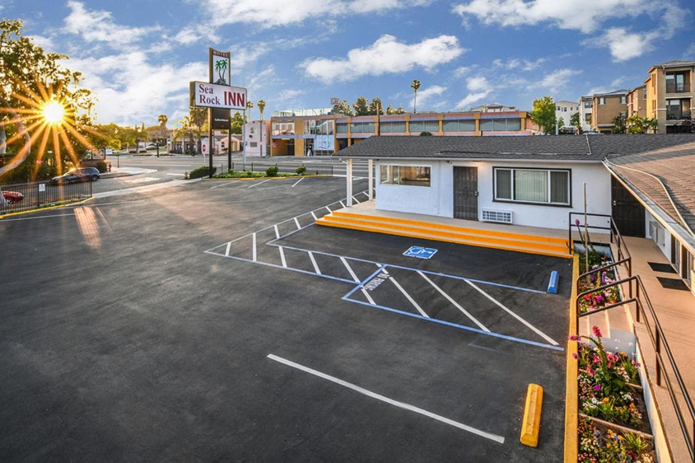 Sea Rock Inn - Long Beach gallery photo in Long Beach, CA — image 24