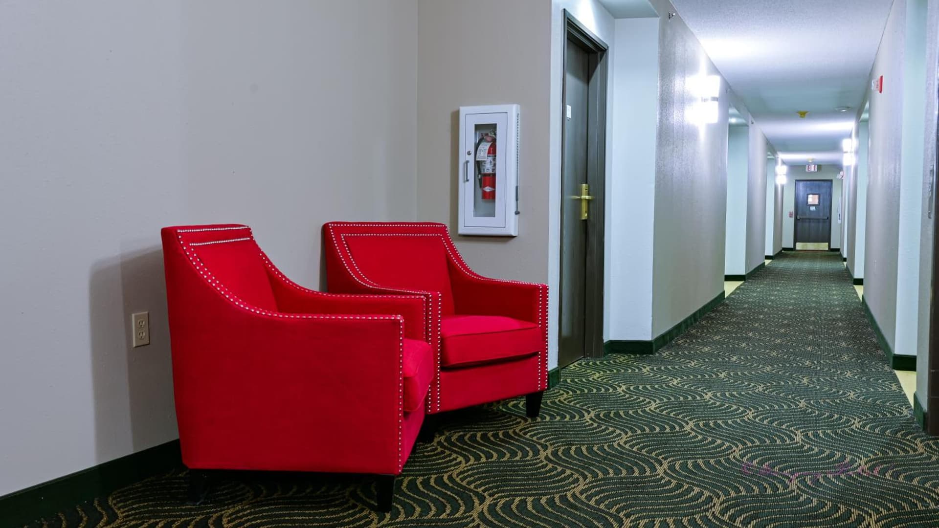 Super 8 by Wyndham High Point/Greensboro gallery photo in High Point, NC — image 8