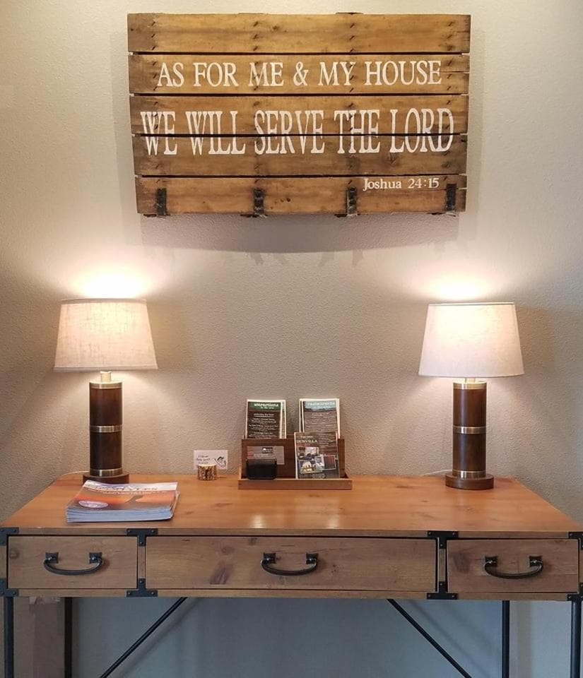 Lakes Inn at Dunvilla interior in Dunvilla, MN — gallery photo 2