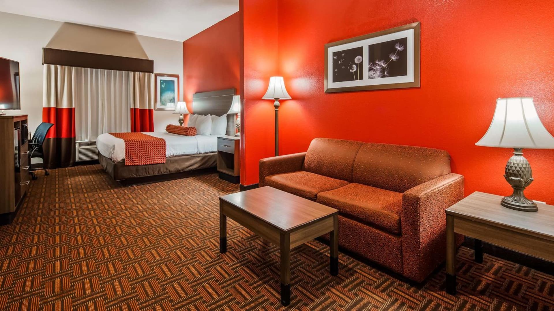 Best Western PLUS Memorial Inn property views in Oklahoma City, OK — gallery photo 3
