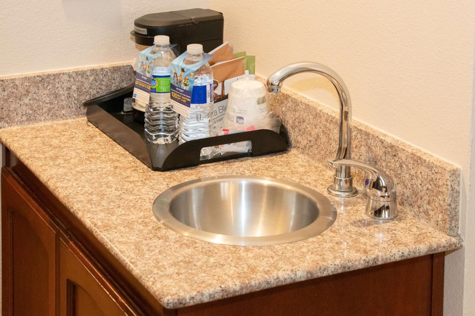 Best Western I-5 Inn & Suites gallery photo in Lodi, CA — image 17