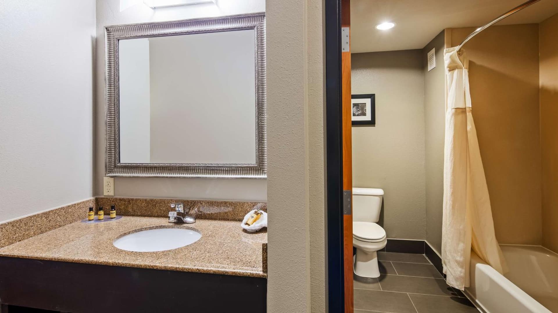 Best Western Plus Midwest City Inn & Suites gallery photo in Midwest City, OK — image 14