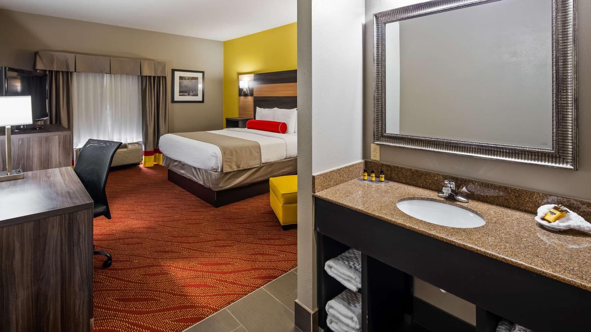 Best Western Plus Midwest City Inn & Suites gallery photo in Midwest City, OK — image 7