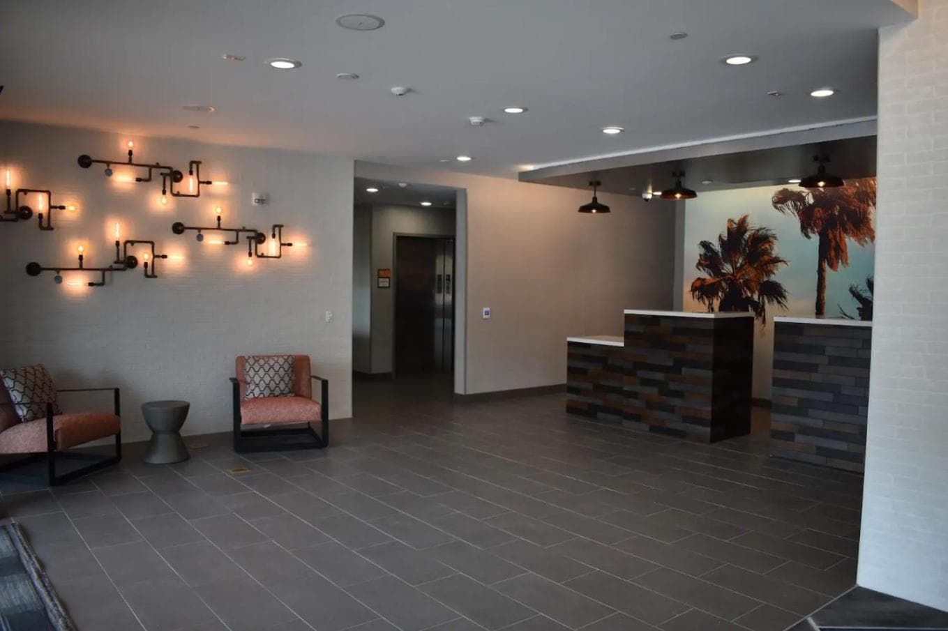 La Quinta Inn & Suites by Wyndham San Bernardino gallery photo in San Bernardino, CA — image 56