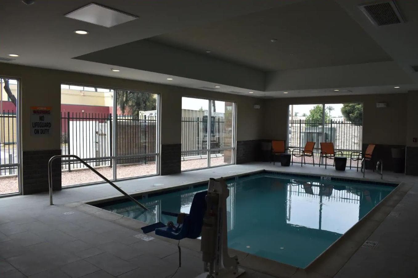 La Quinta Inn & Suites by Wyndham San Bernardino gallery photo in San Bernardino, CA — image 15