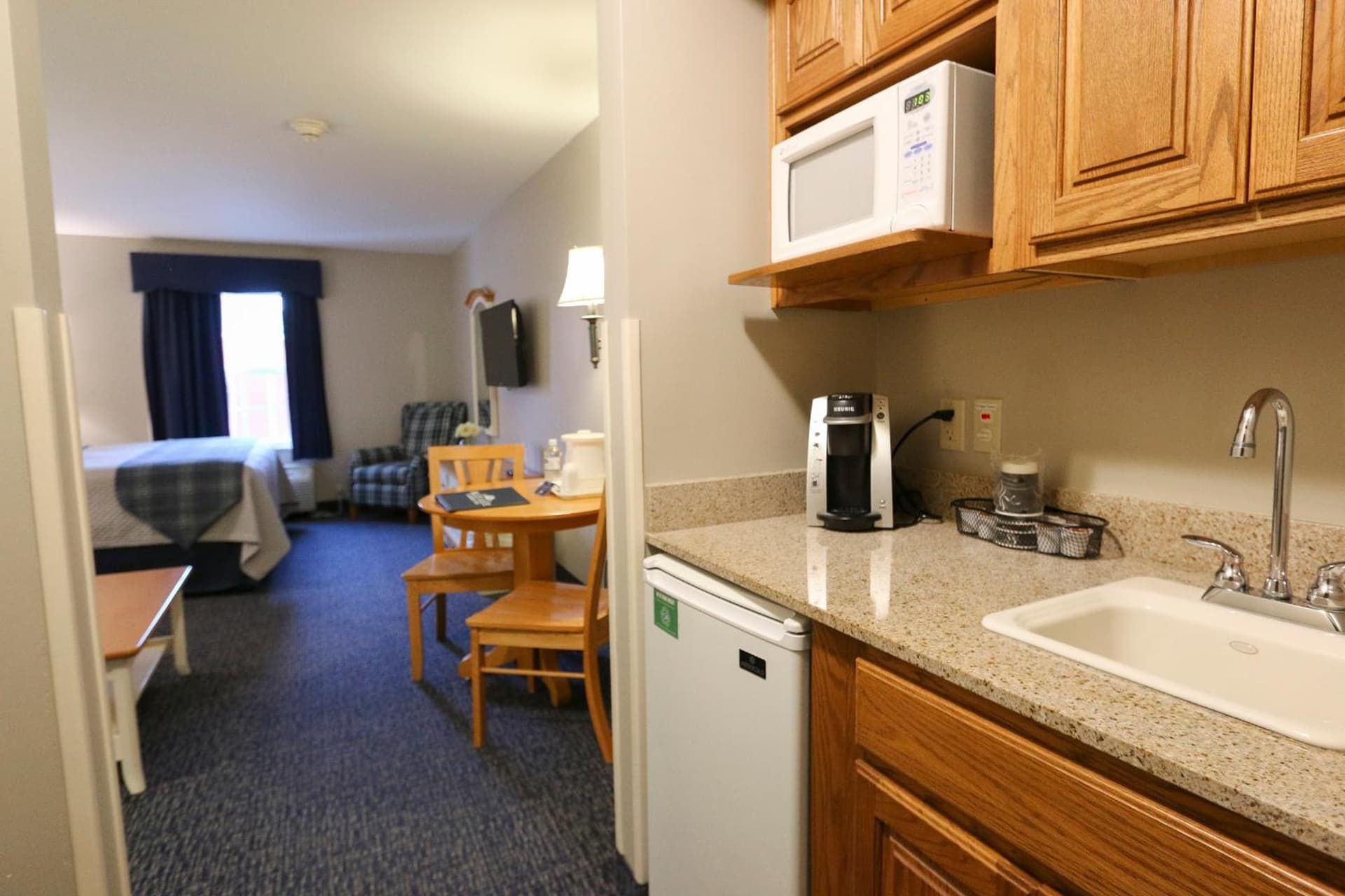 Blue Gate Garden Inn gallery photo in Shipshewana, IN — image 48