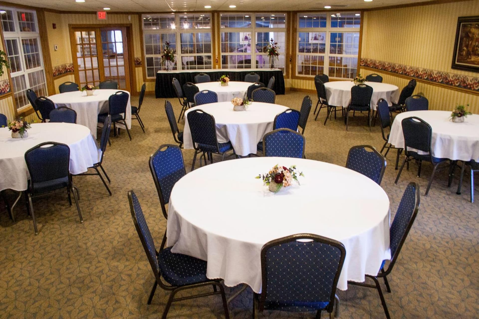 Blue Gate Garden Inn gallery photo in Shipshewana, IN — image 51