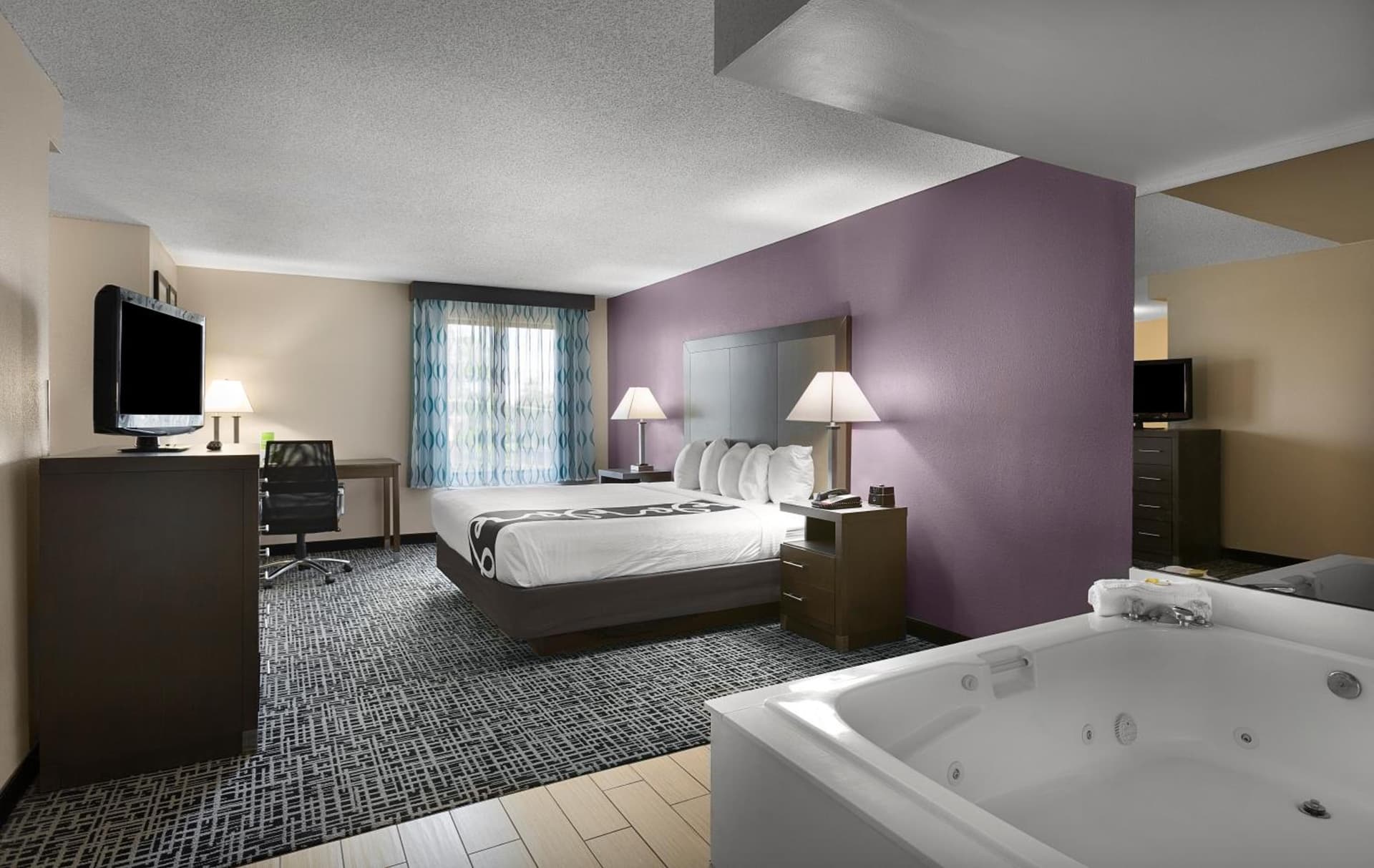 La Quinta Inn by Wyndham North Myrtle Beach gallery photo in Myrtle Beach, SC — image 7
