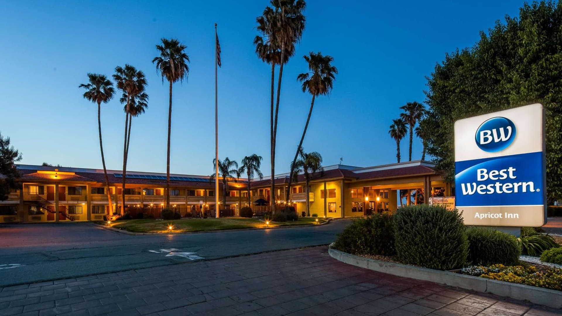 Best Western Apricot Inn featured exterior or lobby in Chaney Ranch, CA — similar hotel