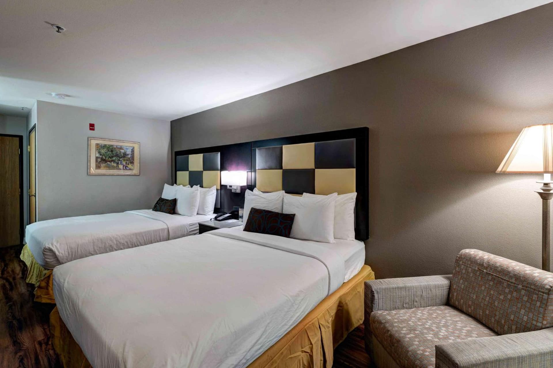 SureStay Plus Hotel by Best Western Redding interior in Redding, CA — gallery photo 2
