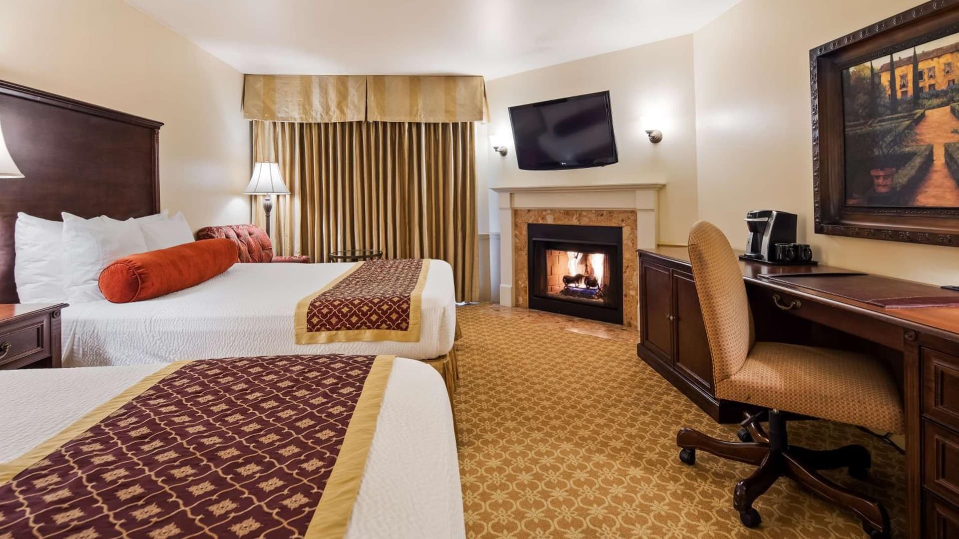 Victorian Inn gallery photo in Monterey, CA — image 4