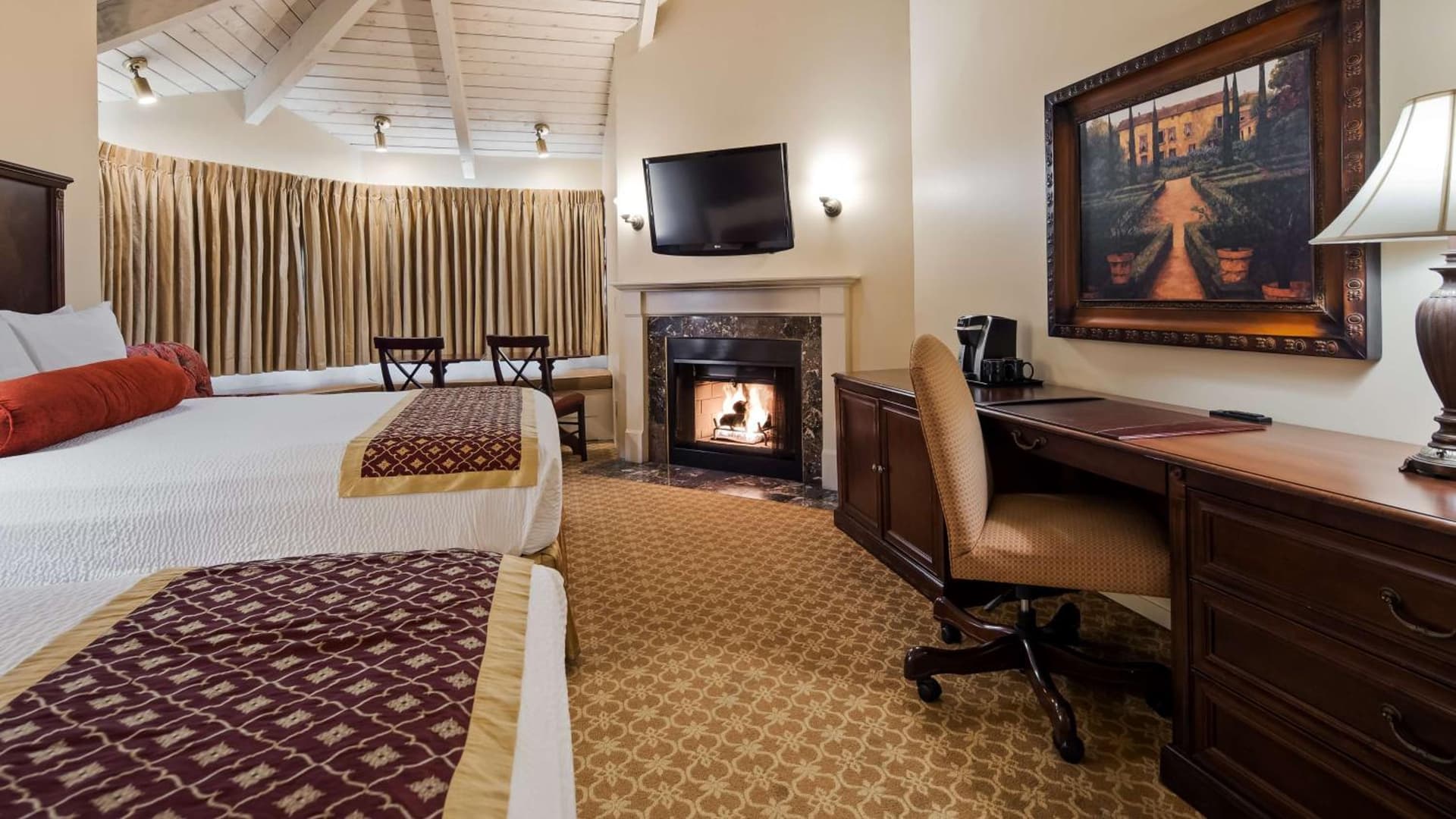 Victorian Inn gallery photo in Monterey, CA — image 37