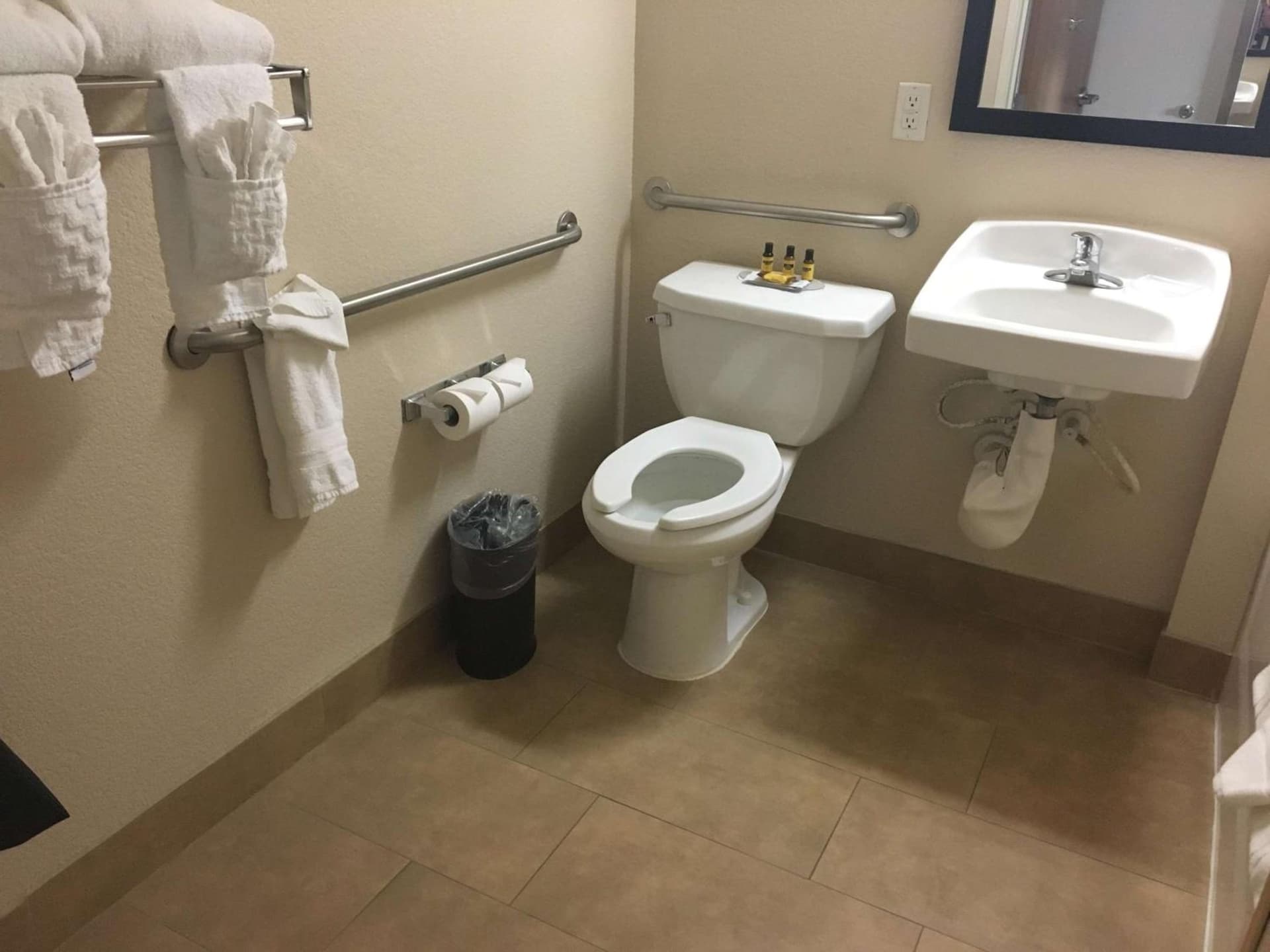 Best Western Plus Gateway Inn & Suites - Aurora gallery photo in Aurora, CO — image 17