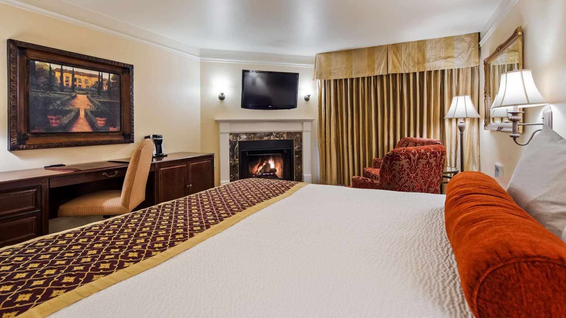 Victorian Inn gallery photo in Monterey, CA — image 39