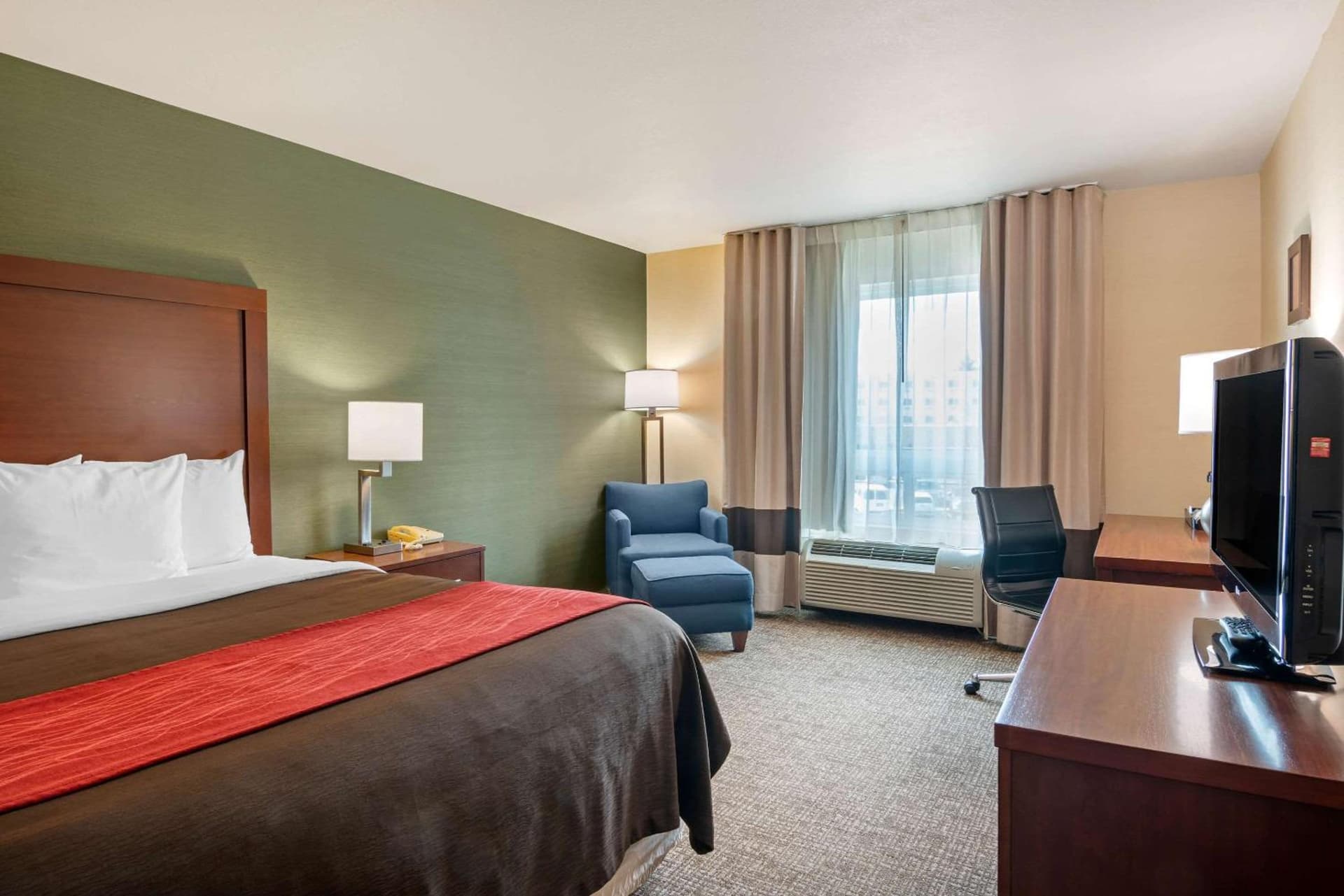 Comfort Inn & Suites Salem Northeast gallery photo in Salem, OR — image 48