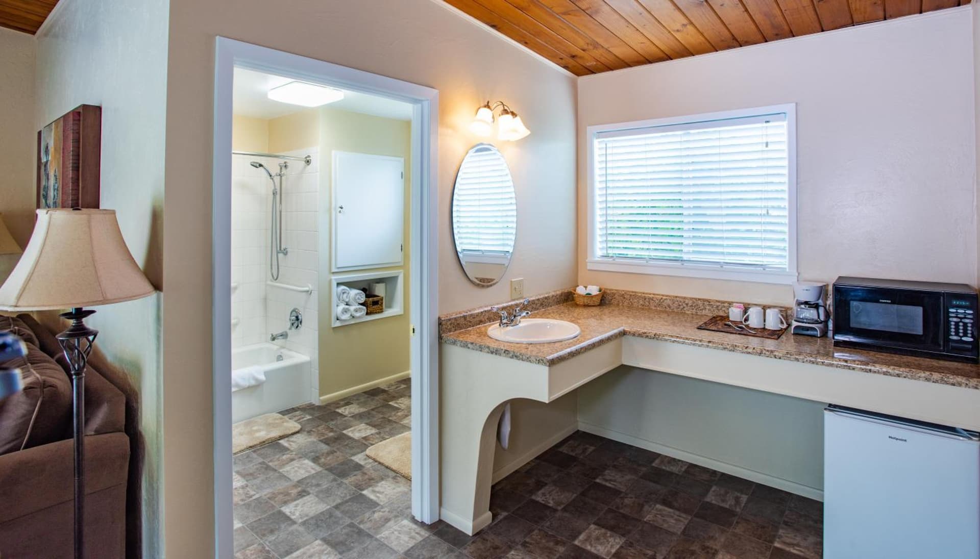 Redwood Suites property views in Ferndale, CA — gallery photo 3