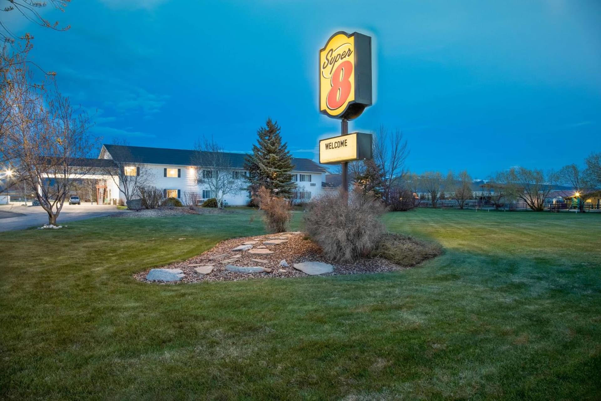 Super 8 by Wyndham Driggs interior in Driggs, ID — gallery photo 2