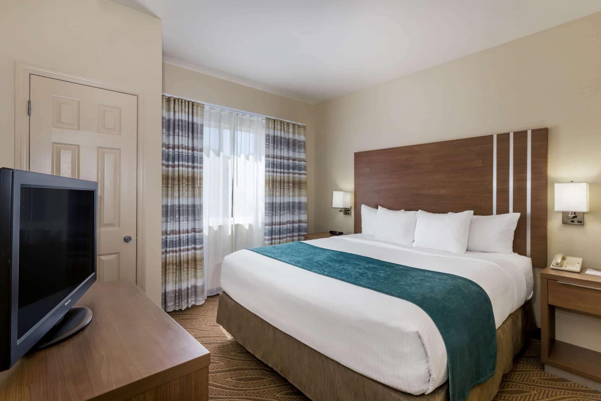 Hawthorn Extended Stay by Wyndham Naples gallery photo in Naples, FL — image 23
