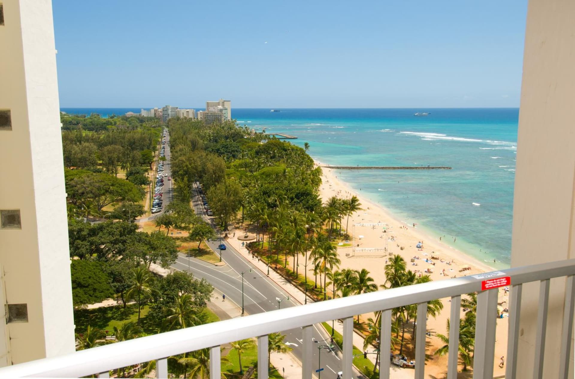 The Twin Fin Hotel gallery photo in Honolulu, HI — image 57