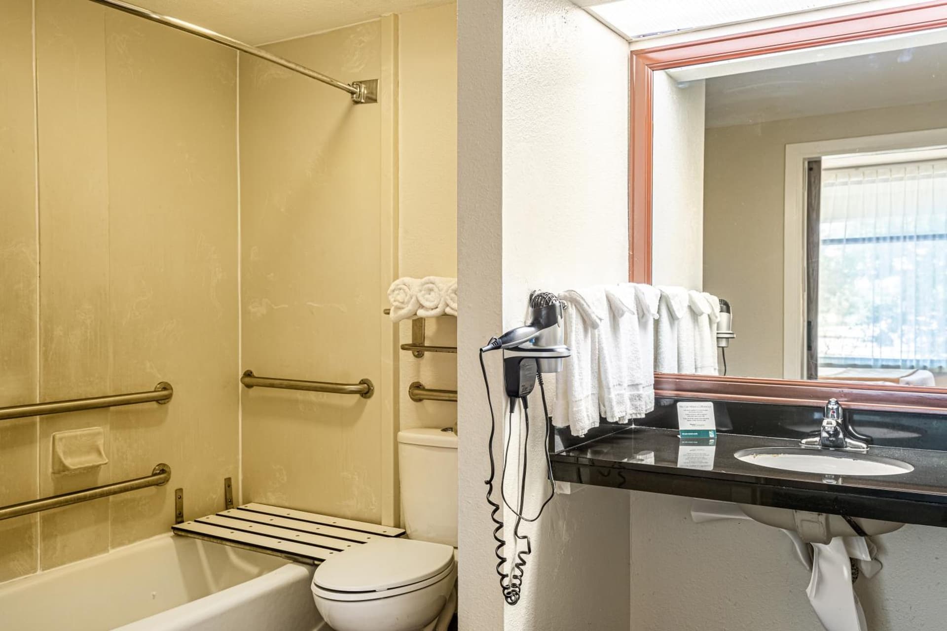 Quality Inn Boca Raton University Area gallery photo in Boca Raton, FL — image 14