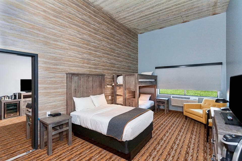 Pier B Resort gallery photo in Duluth, MN — image 51