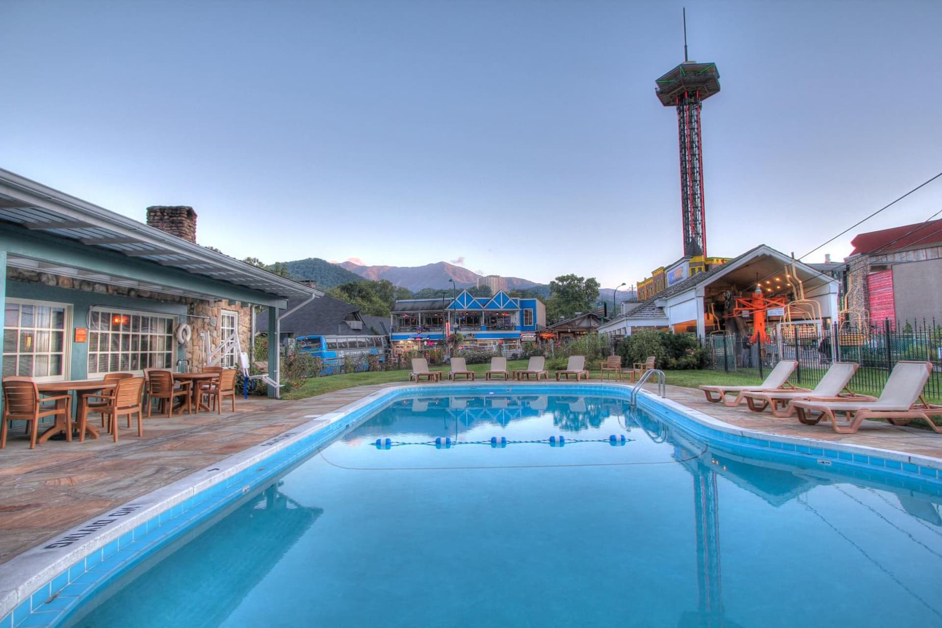 Gatlinburg Inn interior in Gatlinburg, TN — gallery photo 2