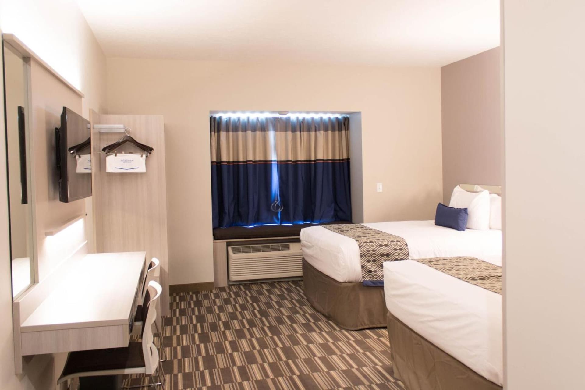 Microtel Inn & Suites by Wyndham Springville gallery photo in Springville, UT — image 10