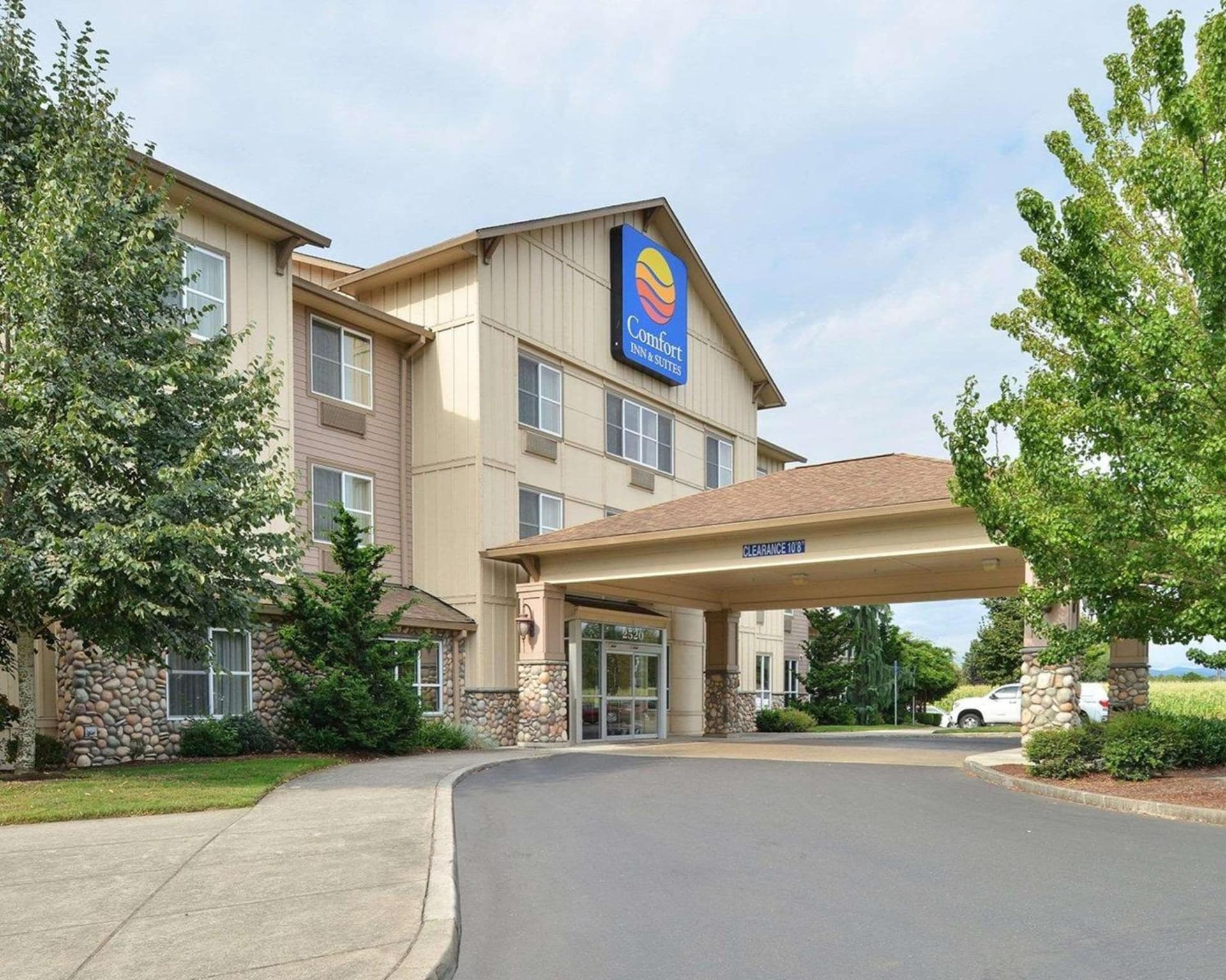 Comfort Inn & Suites McMinnville Wine Country gallery photo in McMinnville, OR — image 13