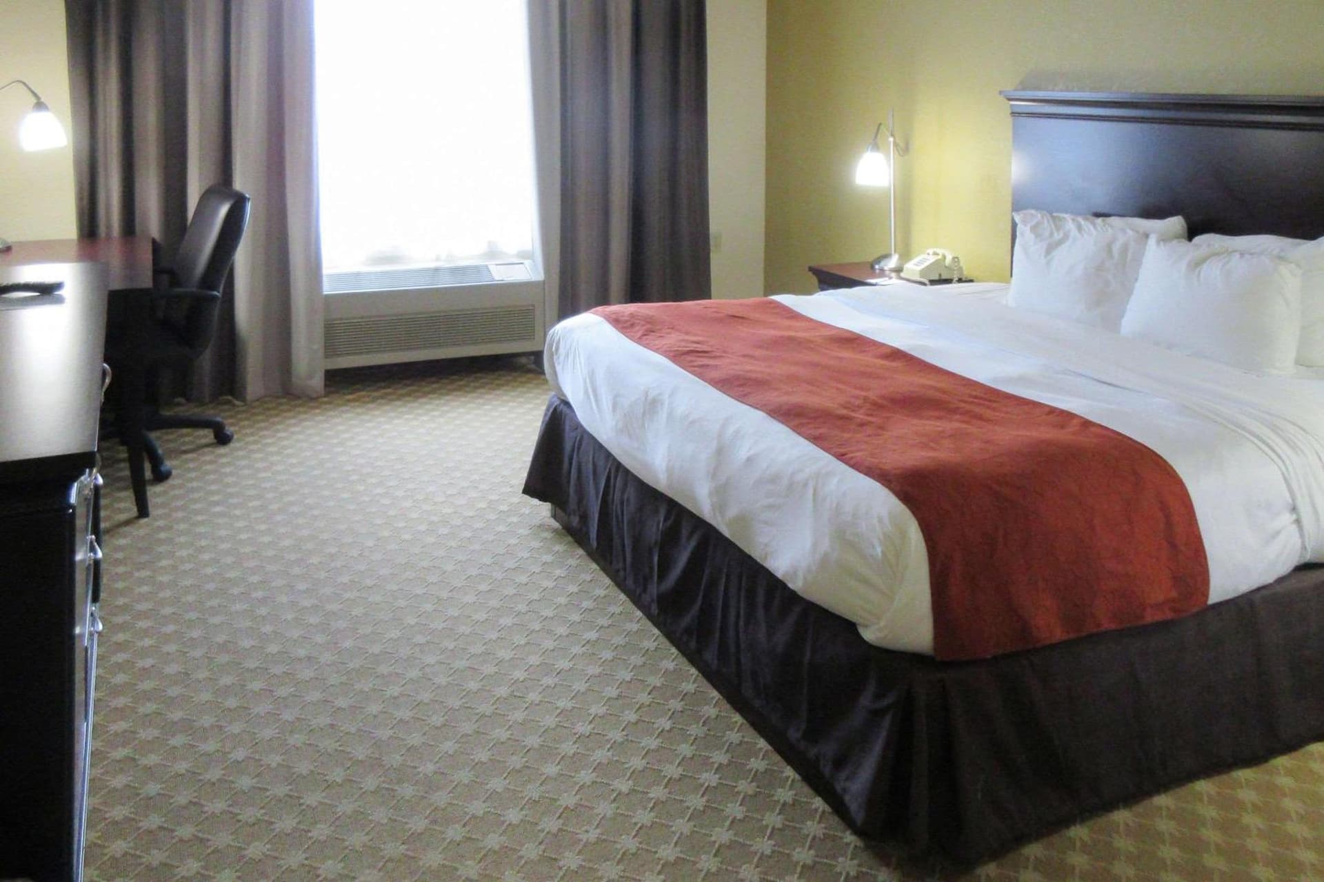 Quality Inn & Suites Alexandria interior in Alexandria, MN — gallery photo 2