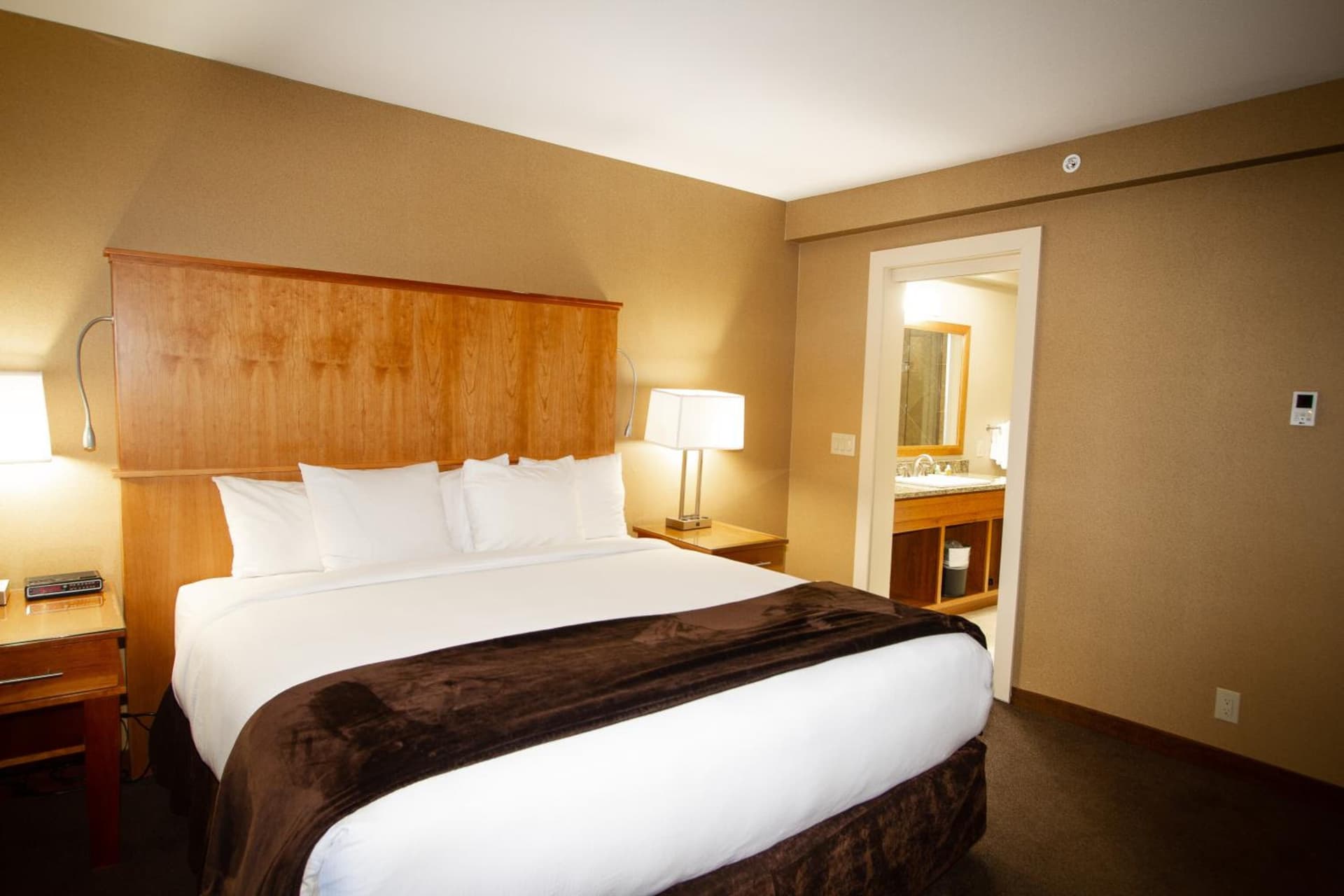 Mirabeau Park Hotel gallery photo in Spokane Valley, WA — image 24