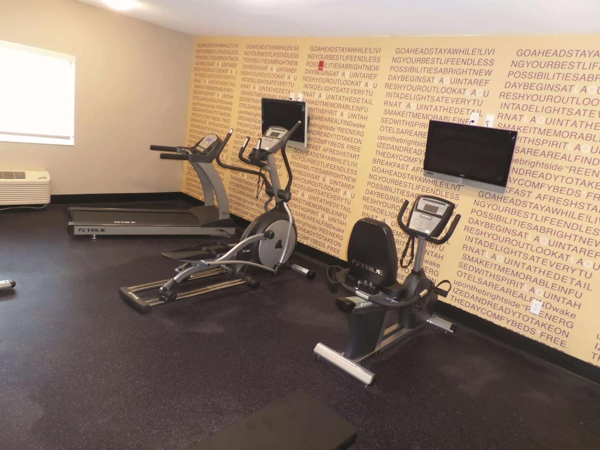 La Quinta Inn by Wyndham Lincoln, Nebraska gallery photo in Lincoln, NE — image 43