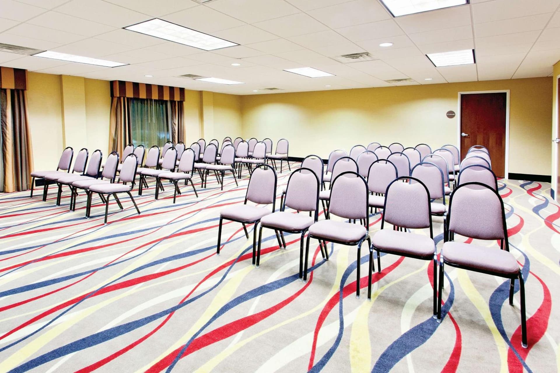 La Quinta by Wyndham Warner Robins - Robins AFB gallery photo in Warner Robins, GA — image 4