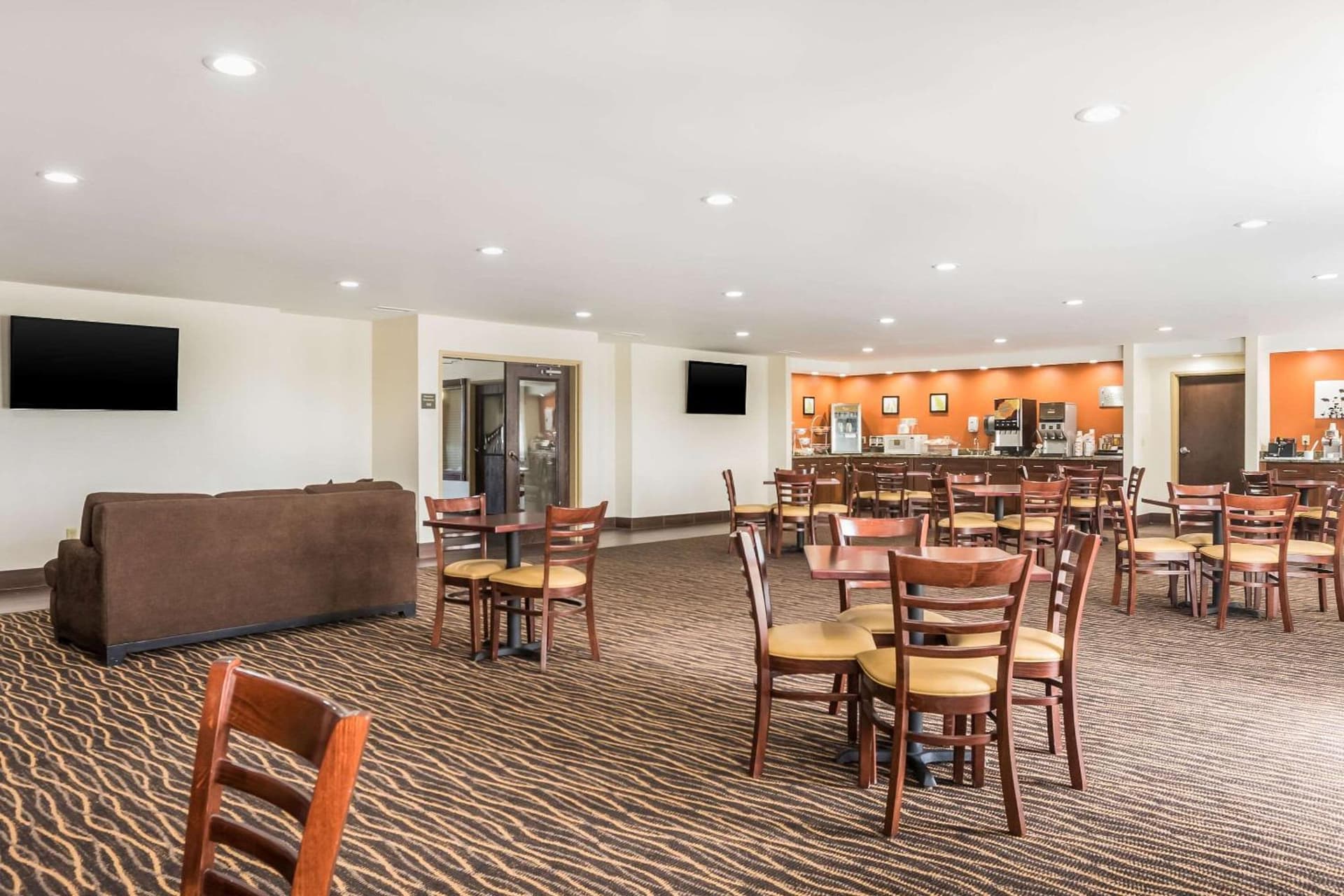 Sleep Inn & Suites North Liberty - Liberty City gallery photo in North Liberty, IA — image 37