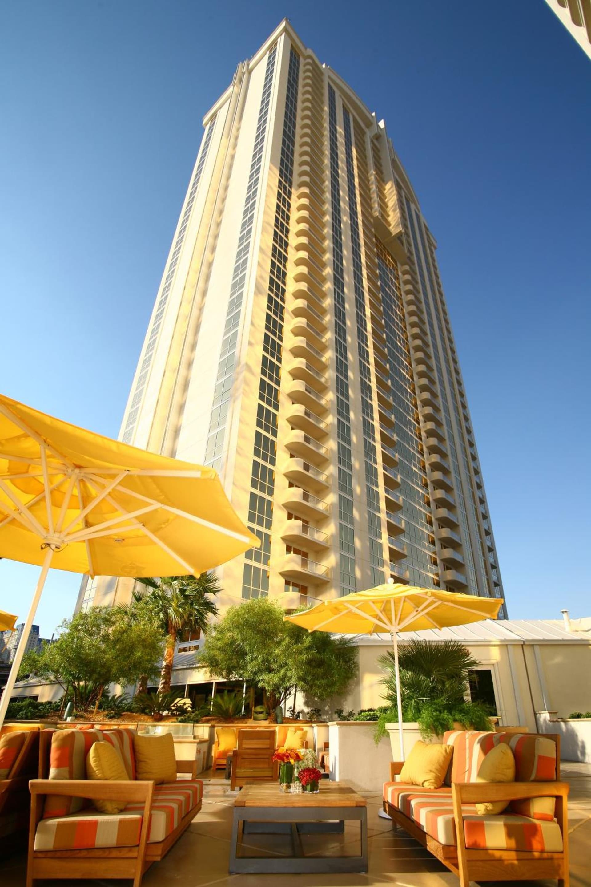 Luxury Suites International at The Signature featured exterior or lobby in Las Vegas, NV — similar hotel