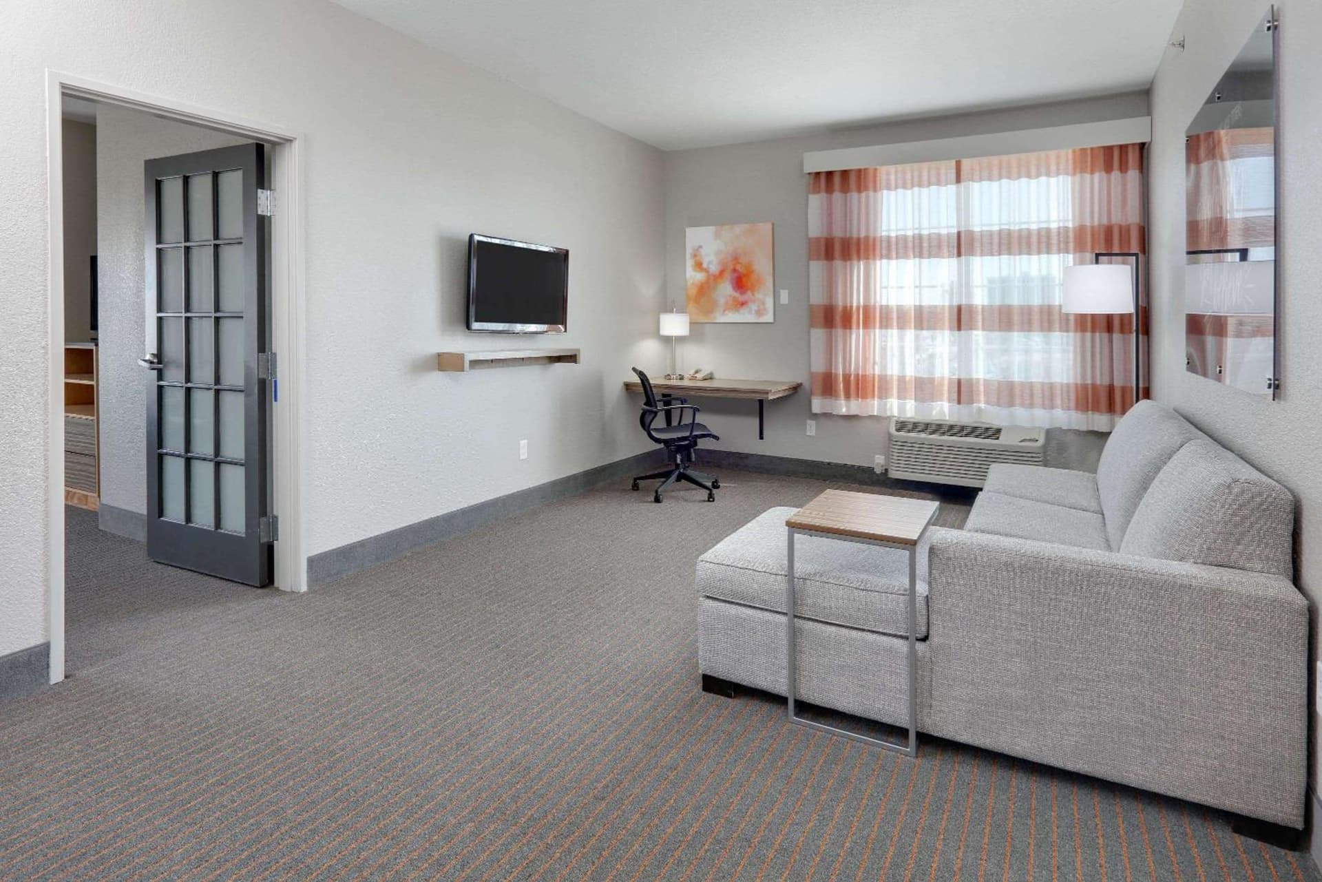 La Quinta by Wyndham Dallas Love Field gallery photo in Dallas, TX — image 22