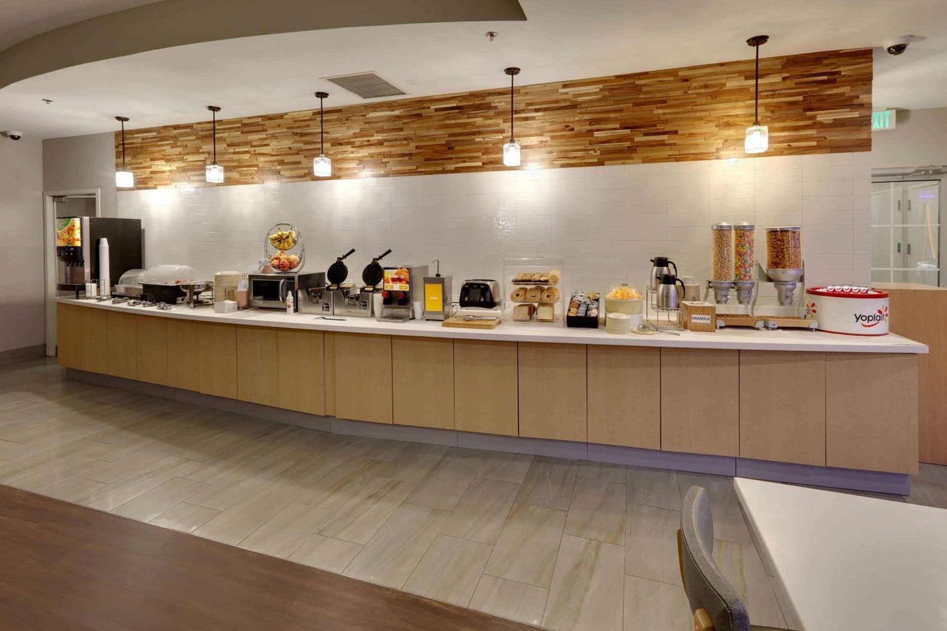 La Quinta by Wyndham Dallas Love Field gallery photo in Dallas, TX — image 18