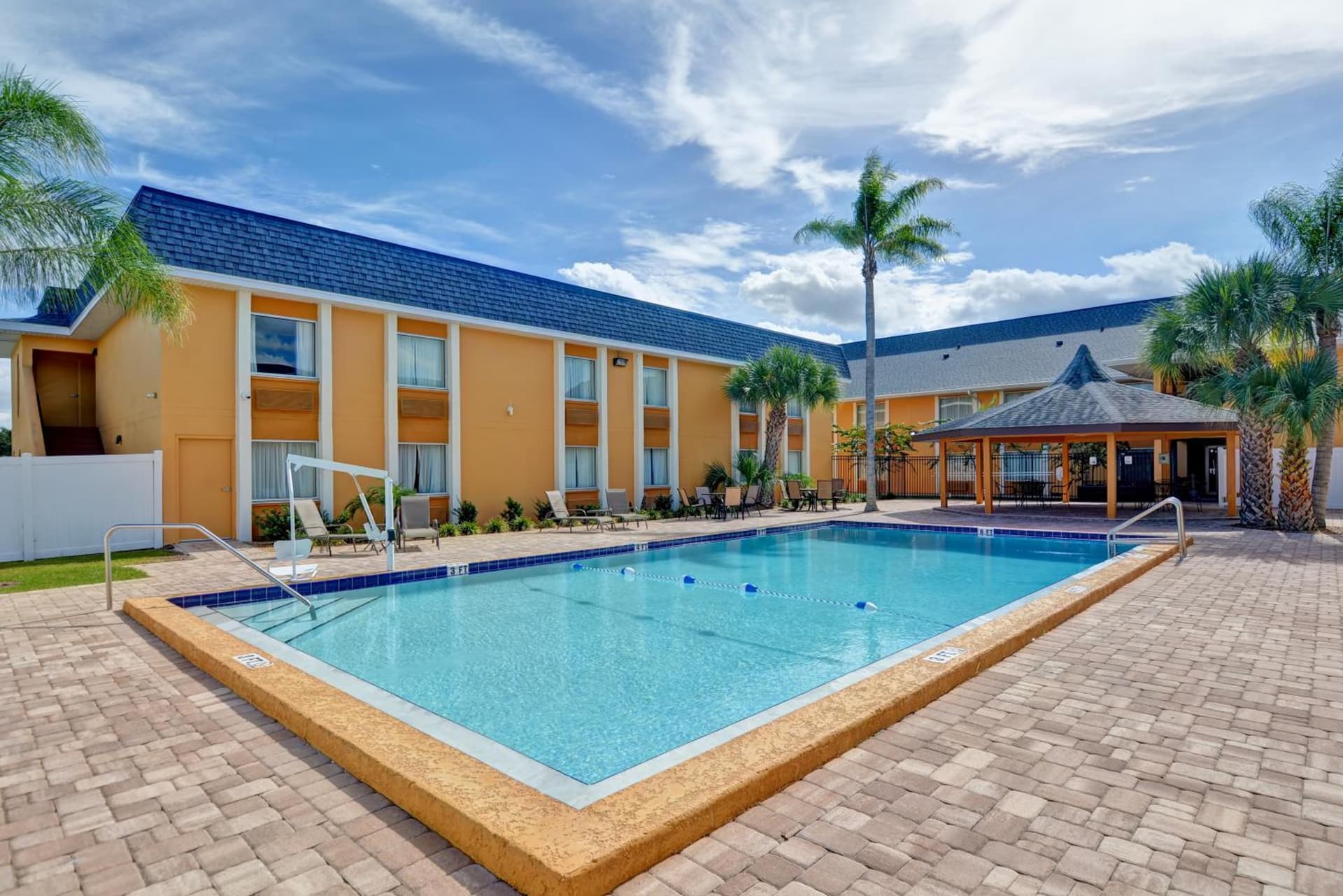 Quality Inn & Suites Heritage Park gallery photo in Kissimmee, FL — image 12