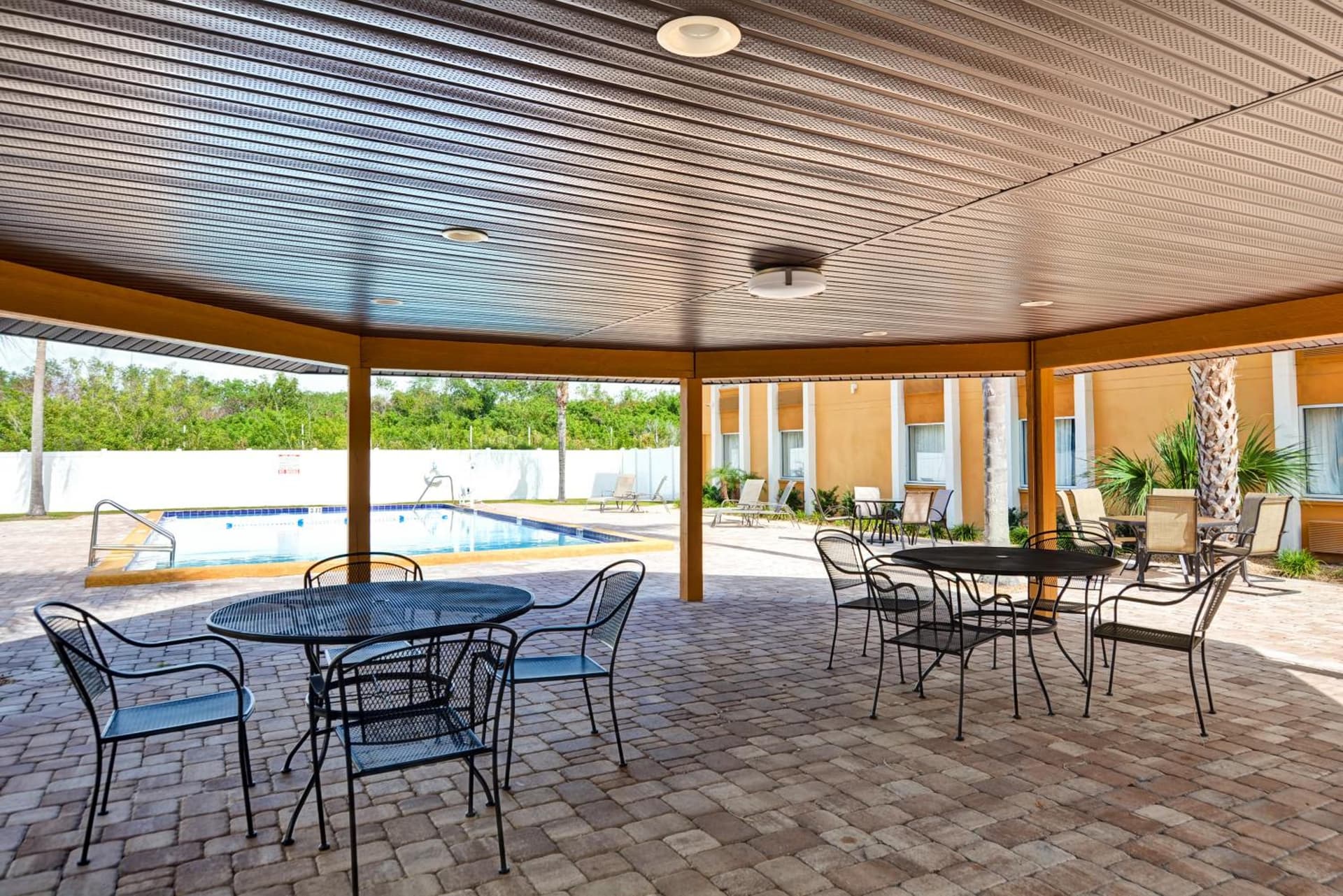 Quality Inn & Suites Heritage Park gallery photo in Kissimmee, FL — image 21