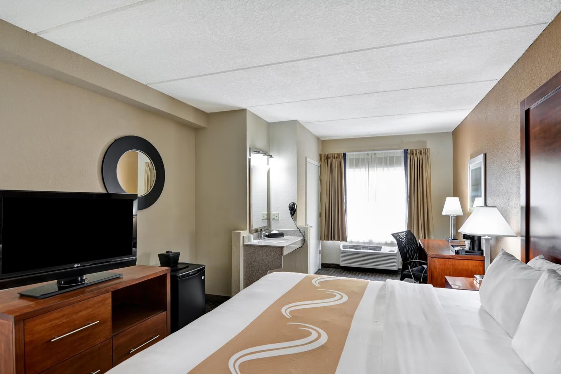 Quality Inn & Suites Heritage Park gallery photo in Kissimmee, FL — image 23