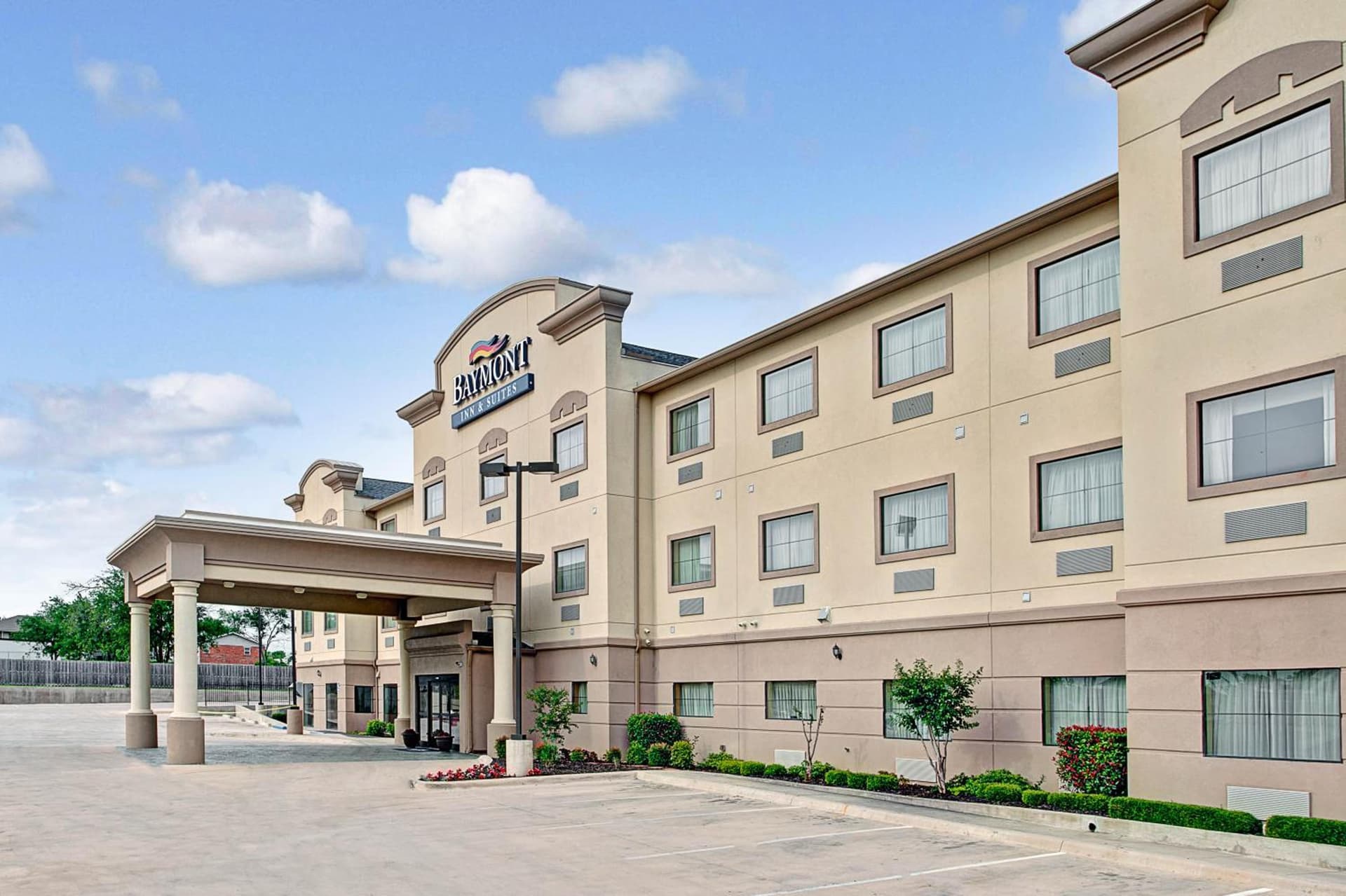 Best Western Decatur Inn featured exterior or lobby in Decatur, TX — similar hotel